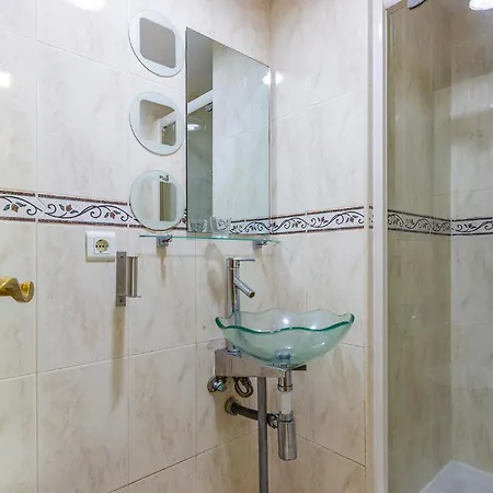 2 Bedroom Beautiful In