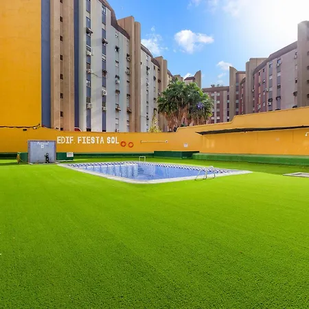2 Bedroom Beautiful Apartment In Benidorm Apartman