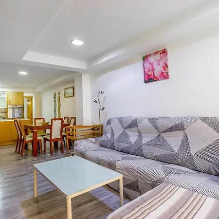 2 Bedroom Beautiful Apartment In Benidorm